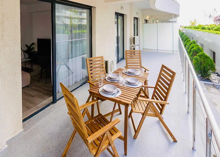 Hubix - Casa Del Mar C2 アパート ママイア